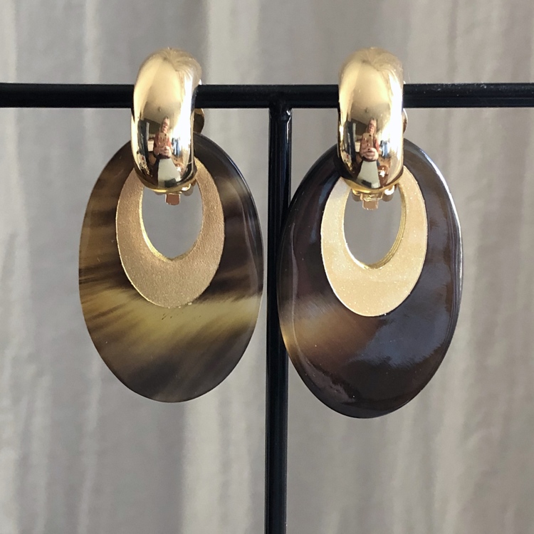 gaatjes voor oorbellen